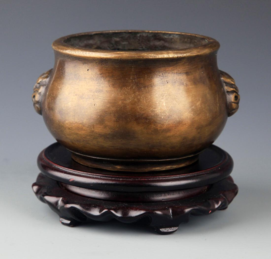 A ROUND DOUBLE EAR BRONZE CENSER (1 of 4)
