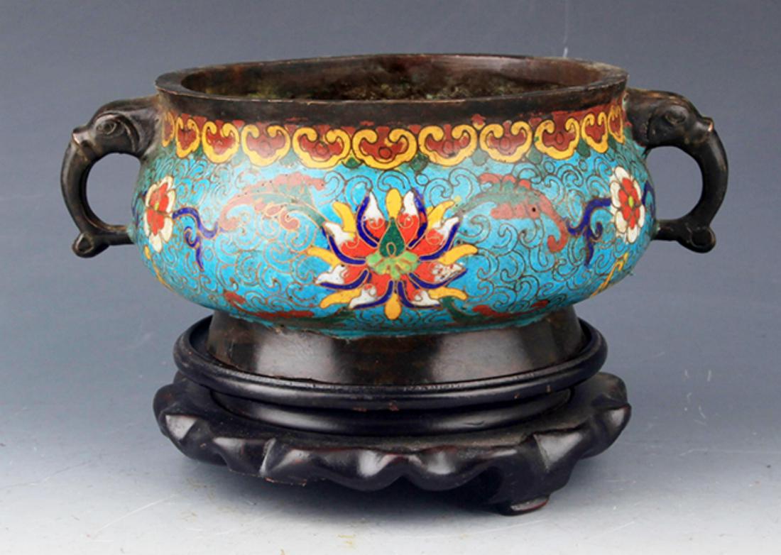 A FINE CLOISONNÃ‰ ENAMEL BRONZE CENSER: Yongzheng, High: 3.25 inch; Width: 7.5 inch; Diameter:4.7 inch