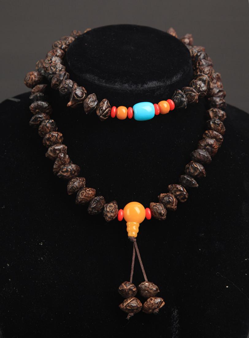 A FINE PU TI SEED PRAYER BEADS NECKLACE (1 of 5)