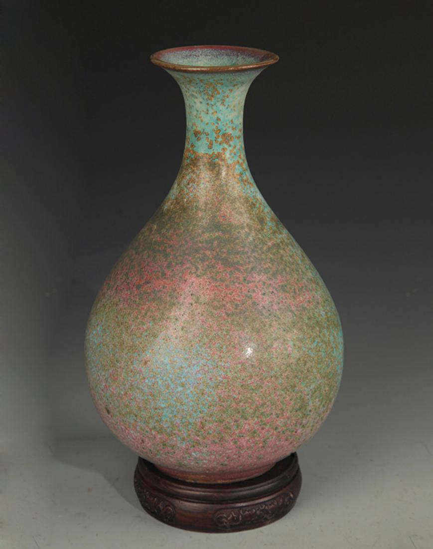 A FINE LU JUN GLAZED YU HU CHUN STYLE JAR: Song Dynasty Style, High: 10.25 inch; Diameter: 3.0 inch