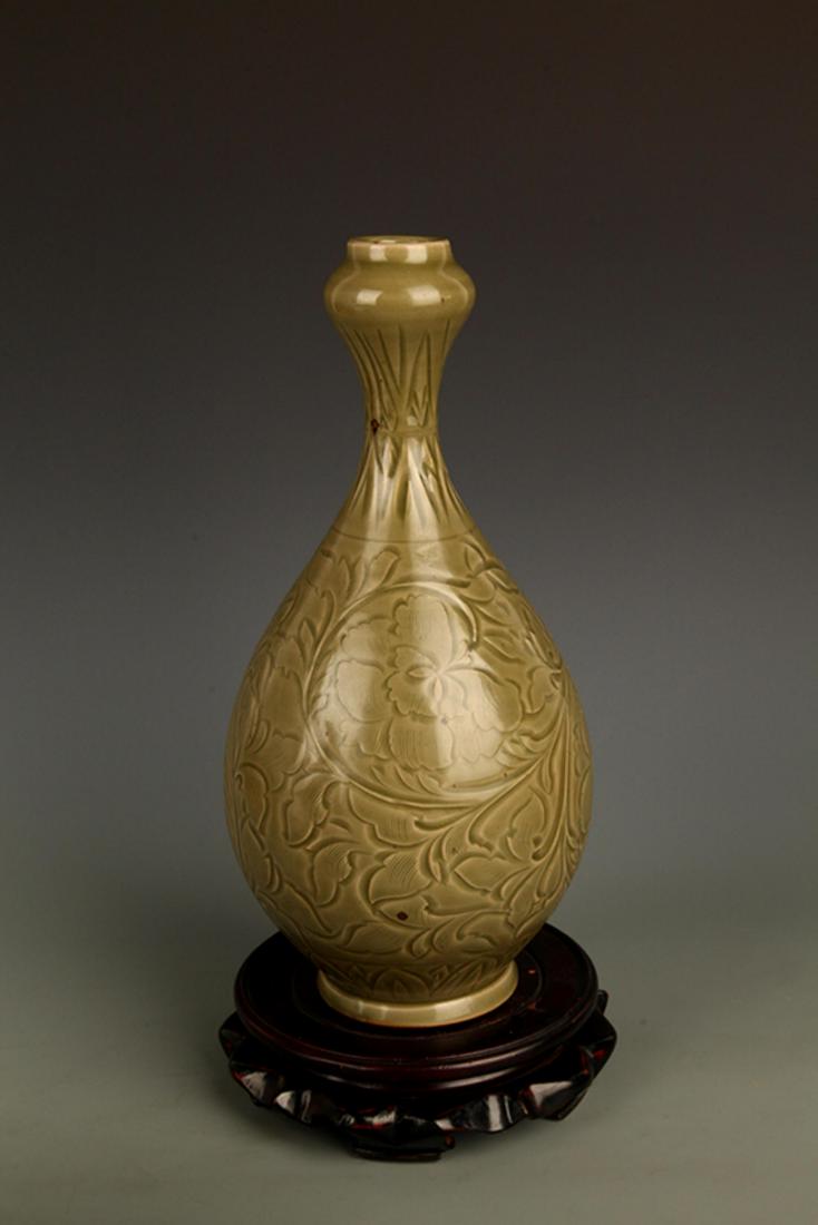 BROWN "SUAN TOU PING" PORCELAIN JAR, "YAO ZHOU YAO": Song Dynasty, High: 13.20 inch
