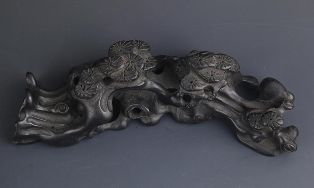 AN BLACK HARDWOOD WITH SOAPSTONE BODHIDHARMA STATUE (1 of 3)