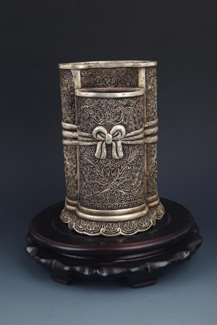A SILVER PLATED BRONZE BRUSH HOLDER (1 of 8)