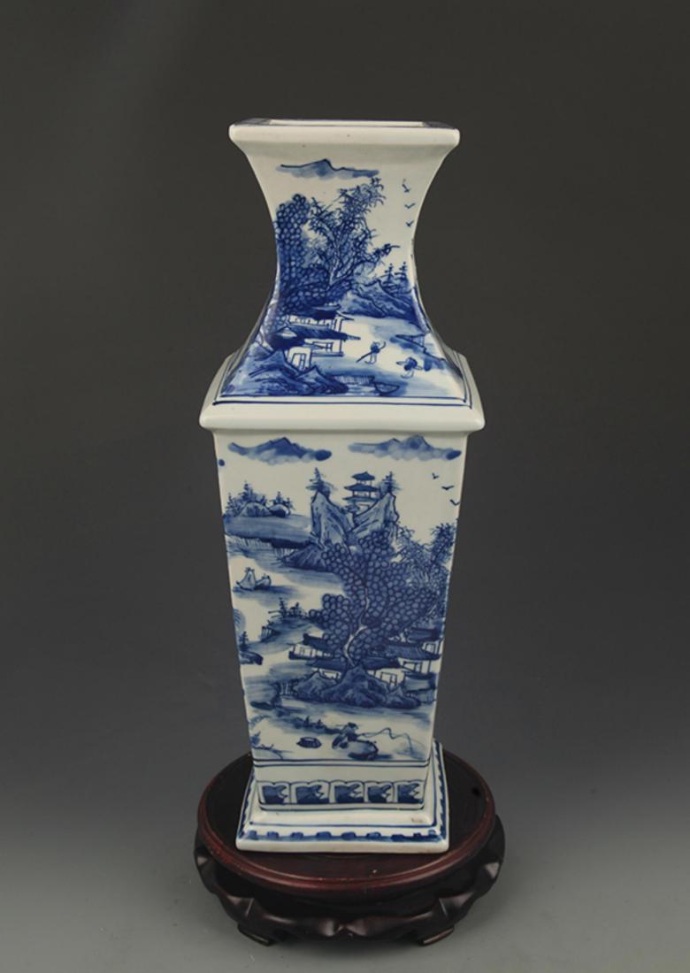 BLUE AND WHITE LANDSCAPING PORCELAIN SQUARE VASE: Qing Dynasty, High: 16.5 inch; Width:6.0 inch