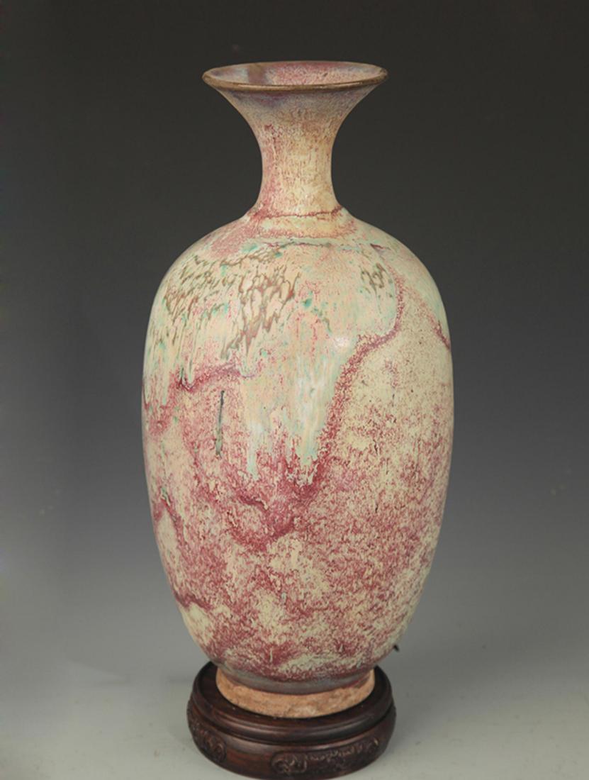 A LU JUN GLAZE LIGHT RED COLOR JAR: Song Dynasty Style, High:12.5 inch; Diameter:3.5 inch