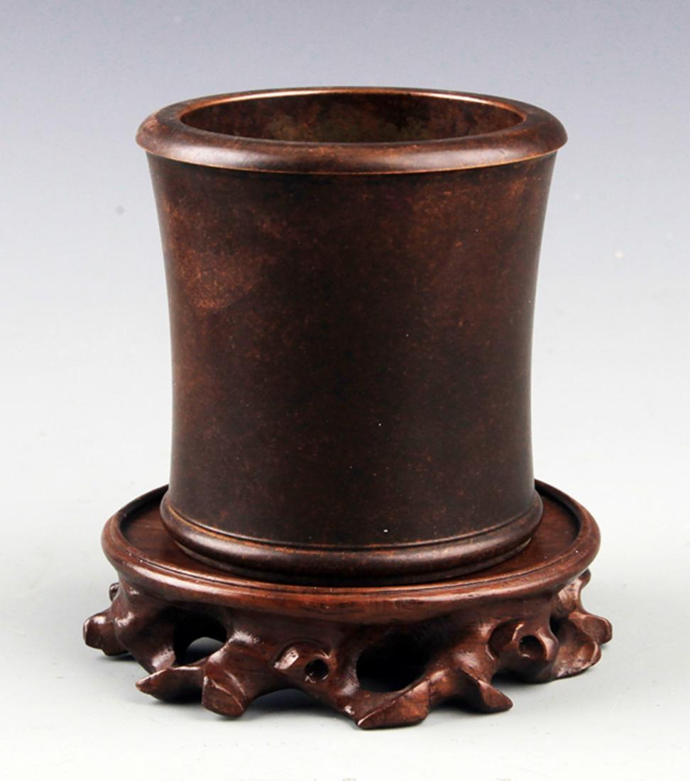 A FINE BRONZE BRUSH HOLDER (1 of 4)