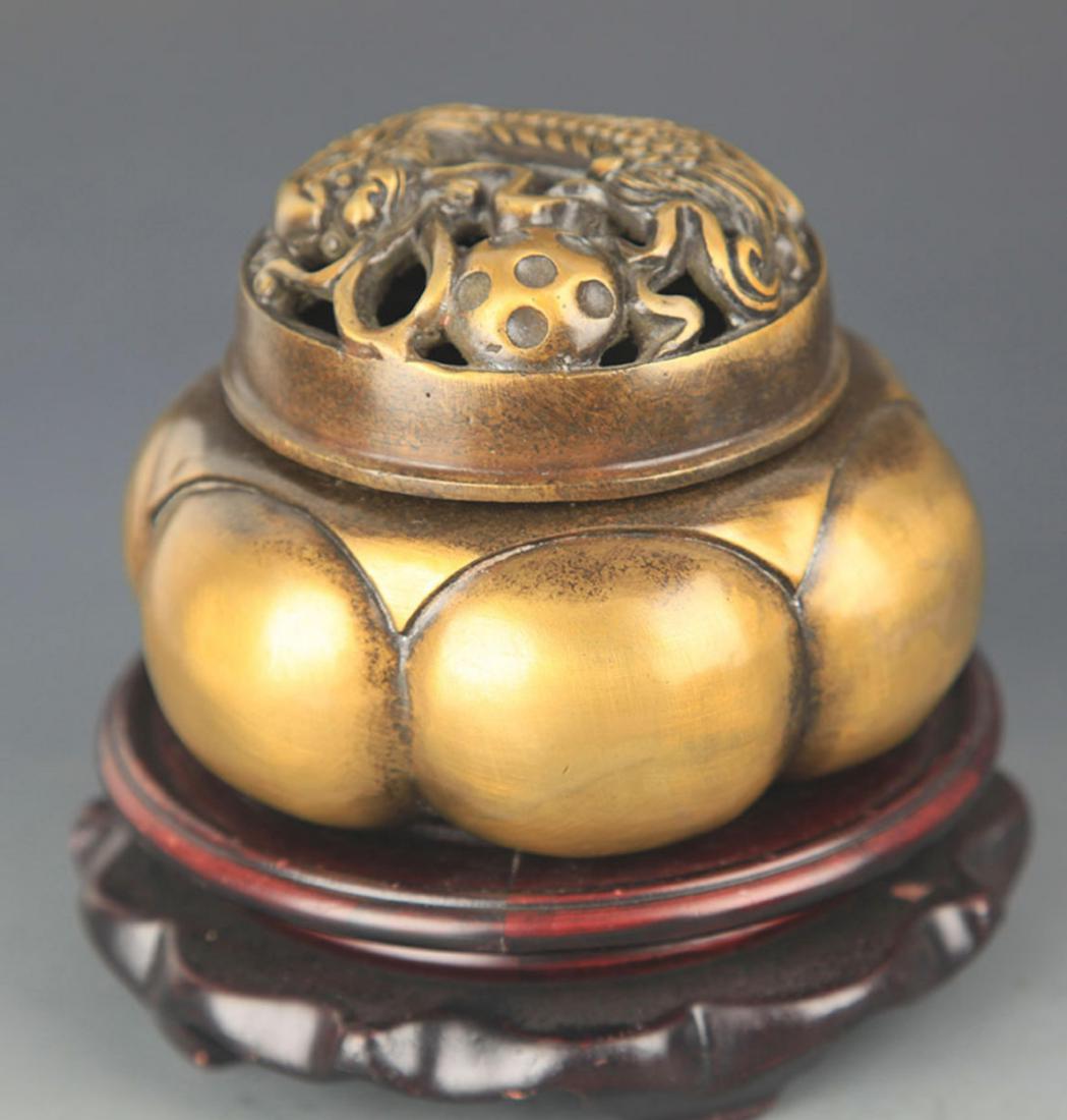 FINE PUMPKIN SHAPE BRONZE AROMATHERAPY (1 of 4)