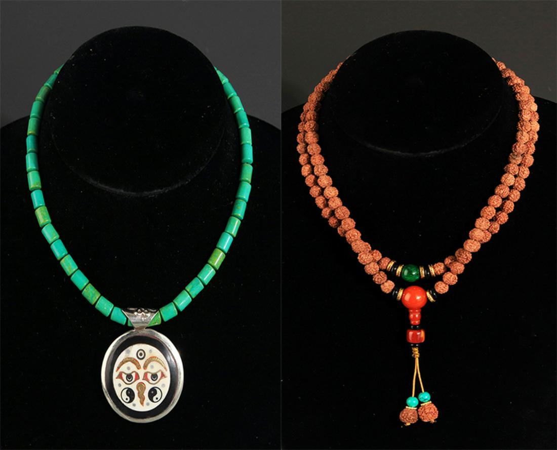 GROUP OF TWO OLD CHINESE NECKLACE (1 of 8)