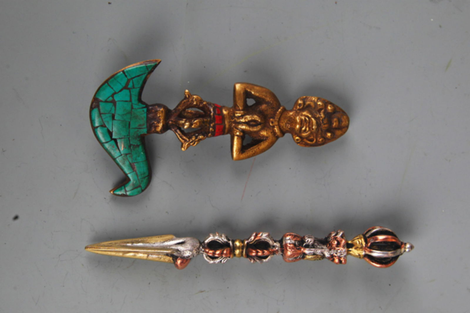 PAIR OF BRONZE TIBETAN BUDDHISM PHURBA (1 of 5)