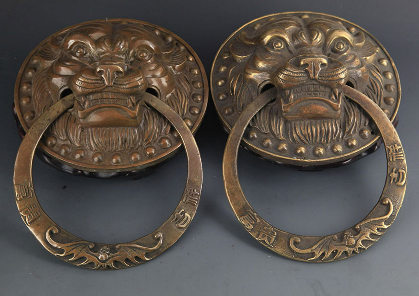 PAIR OF BRONZE ANIMAL HEAD DOOR HANDLE (1 of 5)