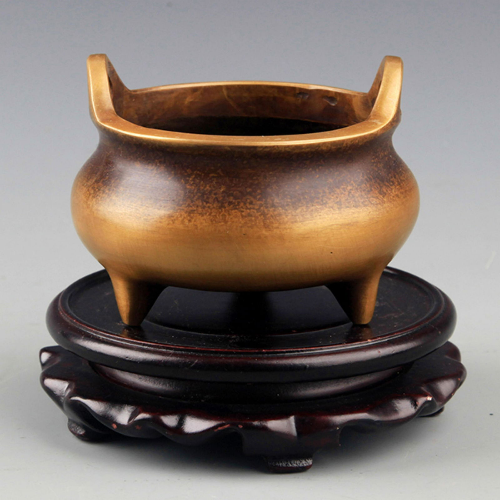 A SMALL BRONZE CENSER (1 of 4)