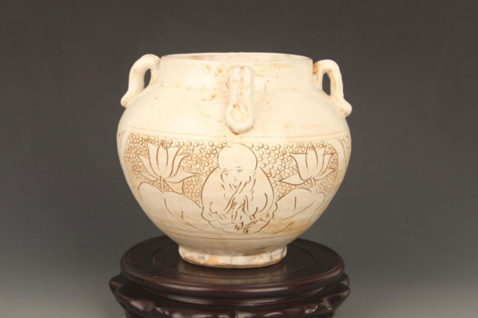 LOTUS CARVING JI ZHOU YAO PORCELAIN JAR: Song Dynasty Style, High: 6.5 inch; Diameter:4.25 inch