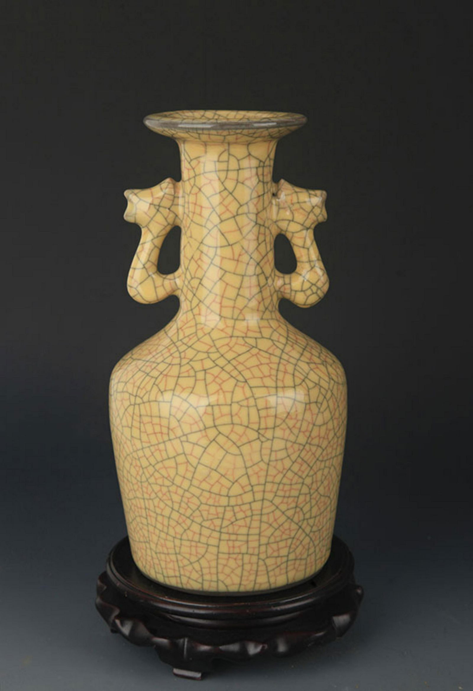 A GE TYPE GLAZE DOUBLE EAR BELL SHAPE JAR (1 of 4)