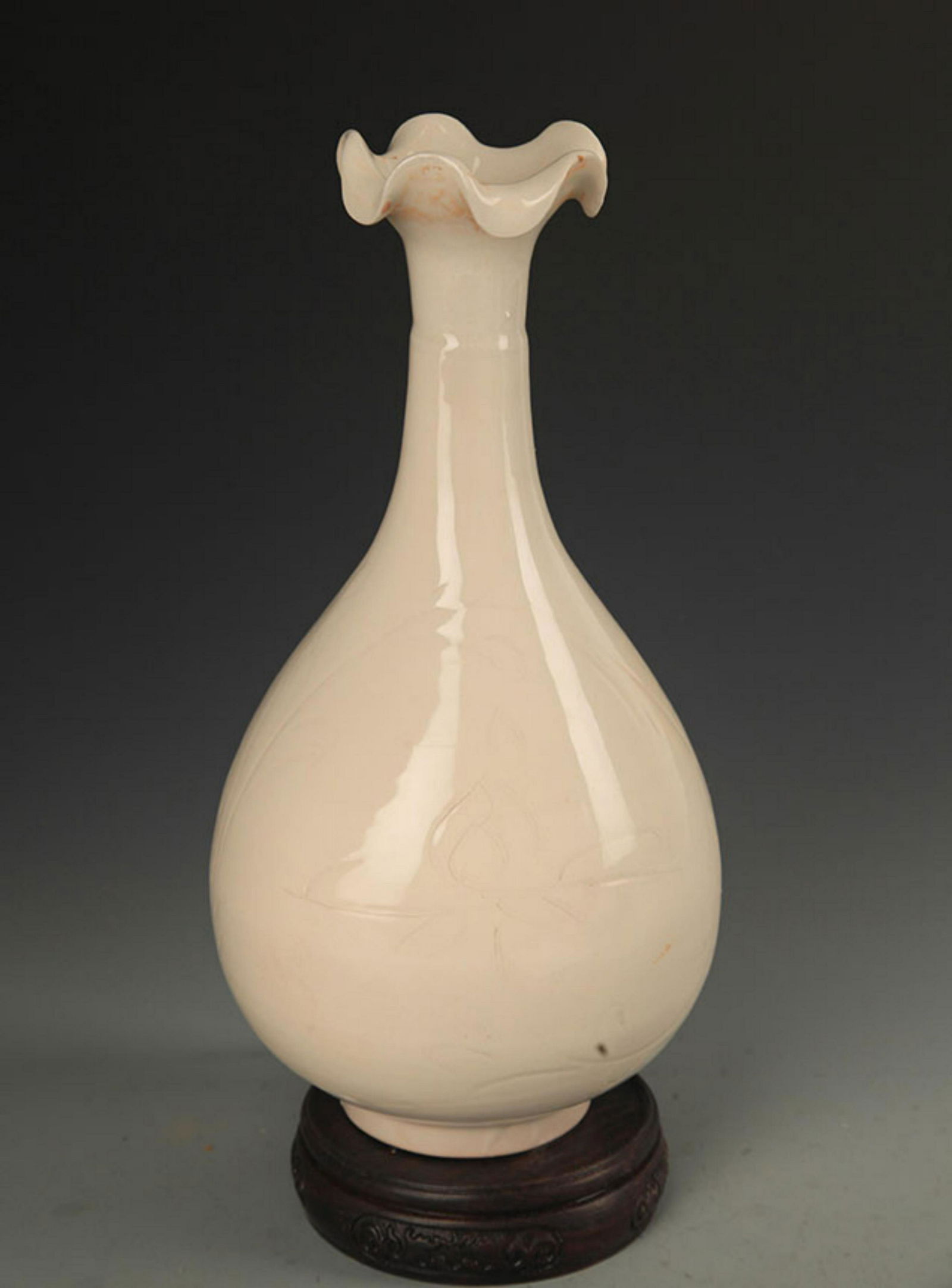 DING KILN LOTUS PATTERN YU HU CHUN VASE (1 of 5)