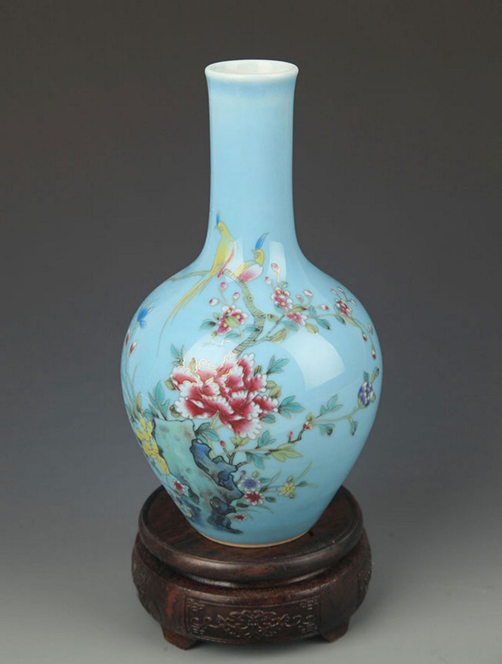 SKY BLUE GLAZE FAMILLE ROSE GLOBULAR SHAPE VASE (1 of 4)
