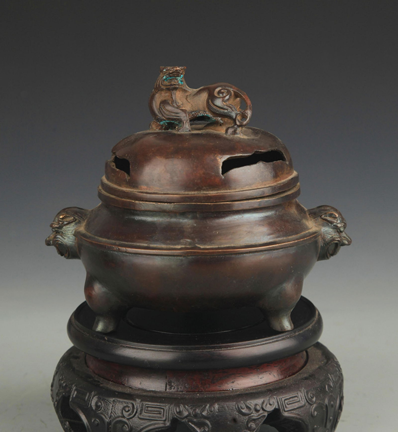 BRONZE ANIMAL TOP AROMATHERAPY (1 of 6)