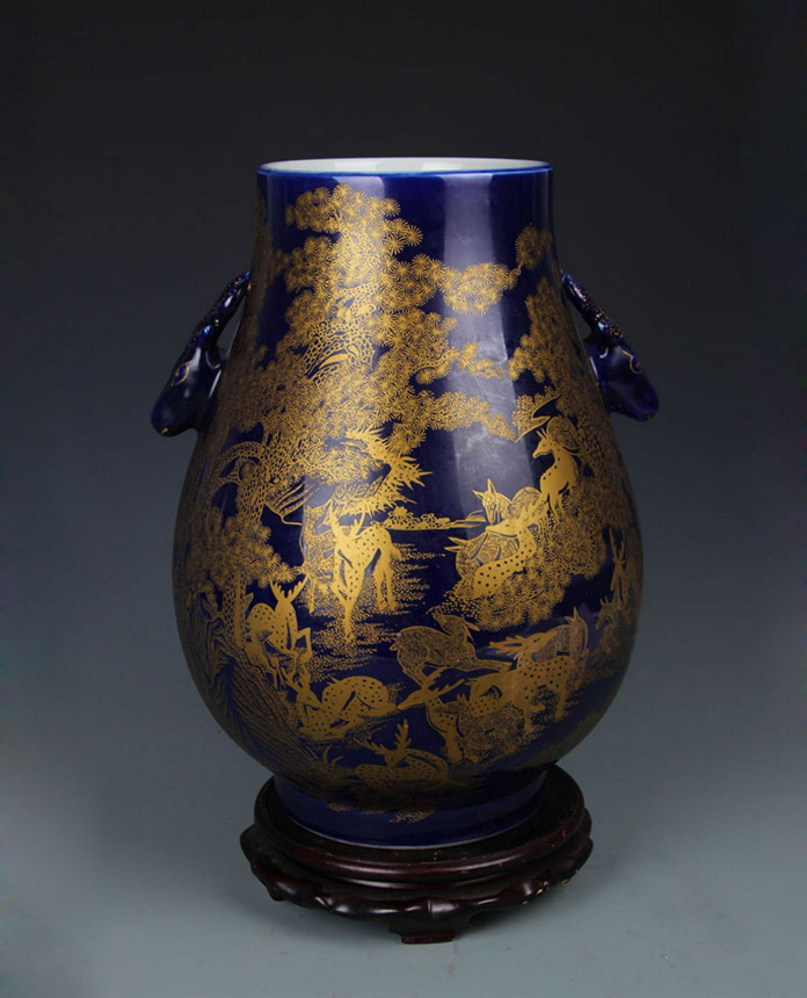 DARK BLUE GILT COLOR LANDSCAPING PATTERN PORCELAIN VASE (1 of 5)