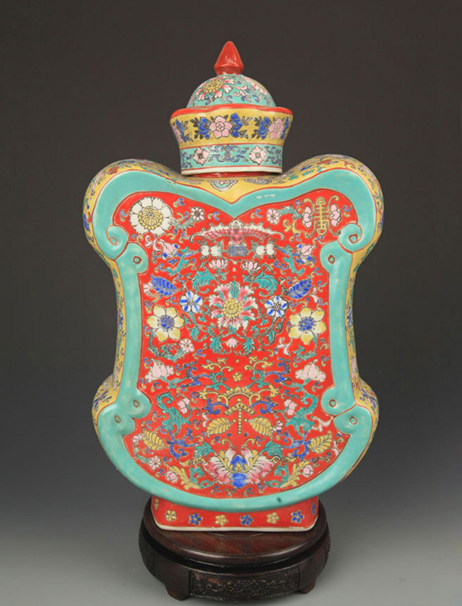 CORAL RED GROUND ENAMEL COLOR FLAT PORCELAIN VASE (1 of 6)