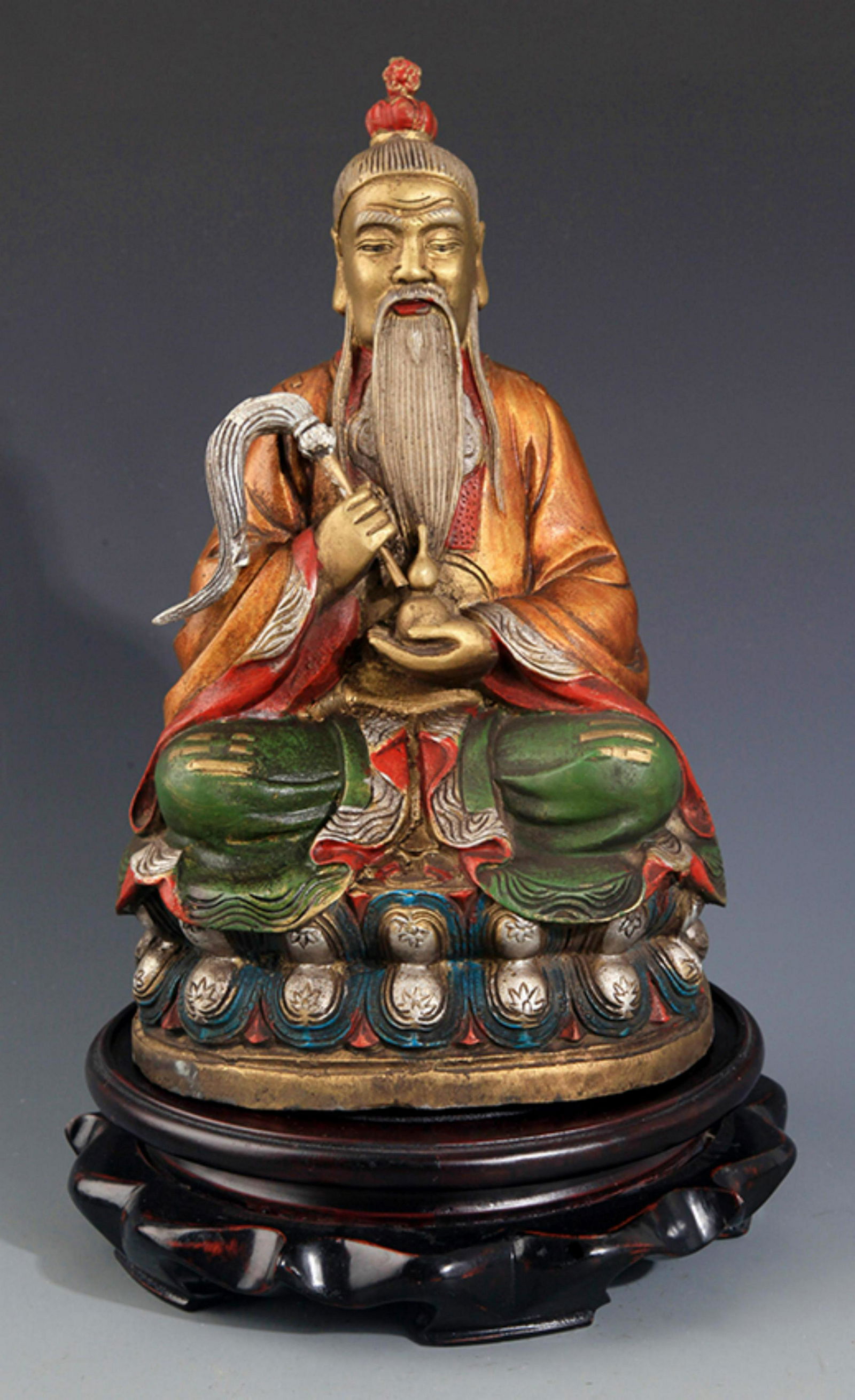 A COLORED AND FINELY CARVING BRONZE FIGURE (1 of 11)