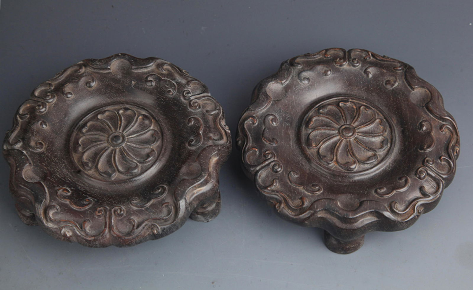 PAIR OF EBONY WOOD BASE: 20th Century, High: 1.25 inch; Diameter: 6.0 inch