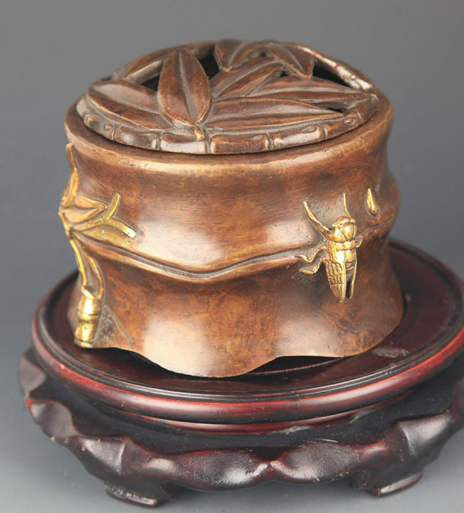 BRONZE BAMBOO STYLE AROMATHERAPY (1 of 6)