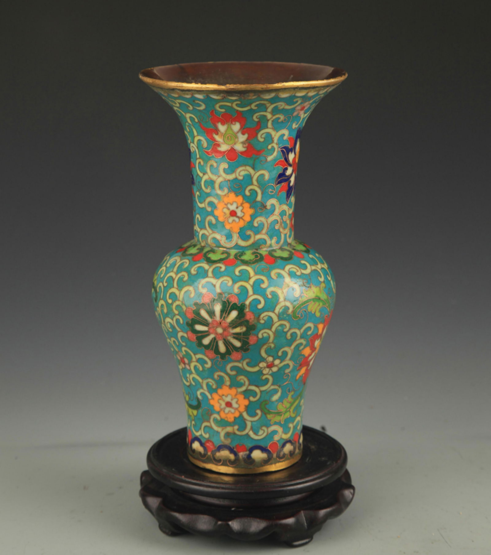 A CLOISONNE ENAMEL LOTUS PATTERN FLOWER JAR (1 of 6)