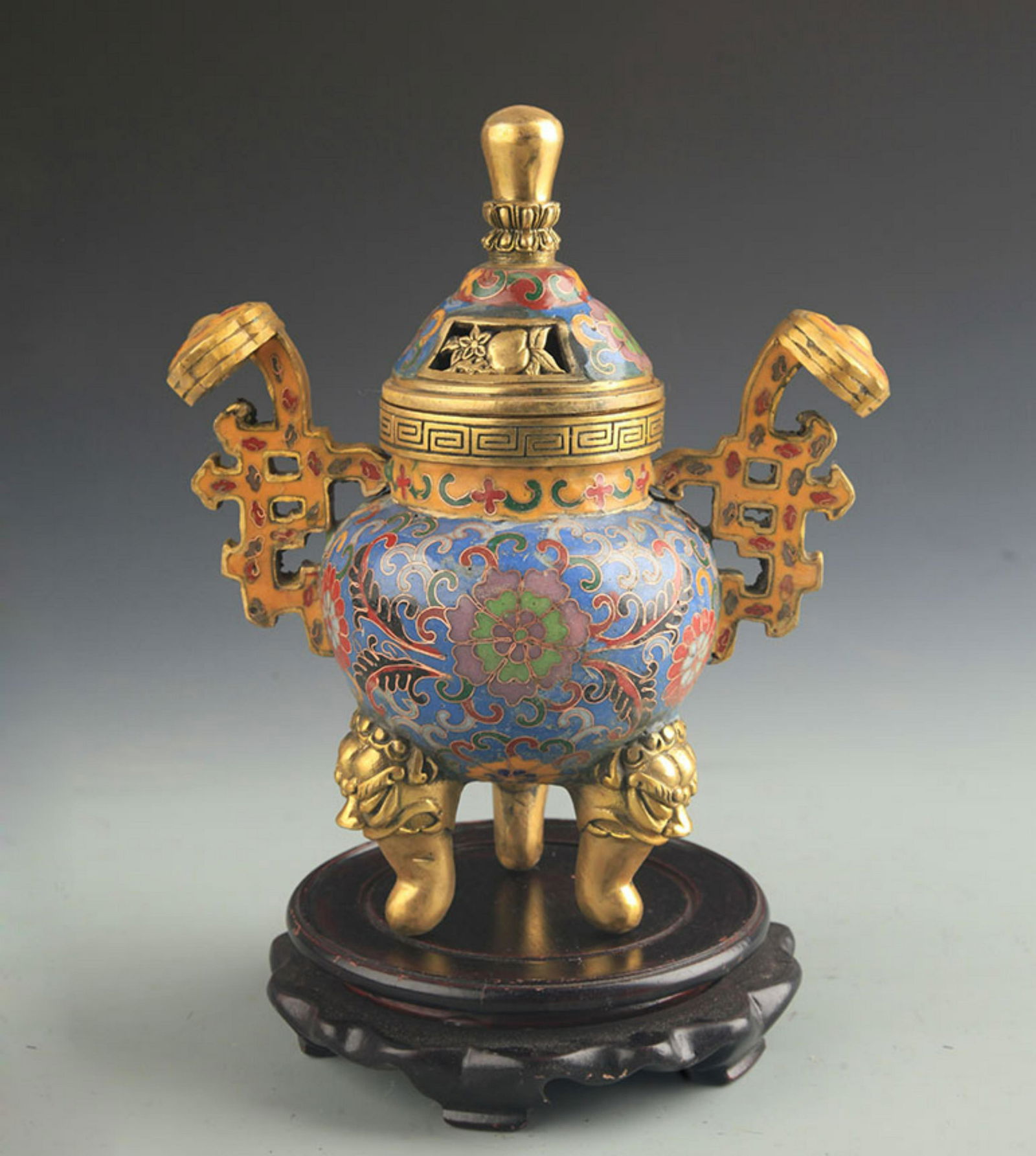 A CLOISONNE ENAMEL FLOWER PATTERN RU YI EAR (1 of 5)