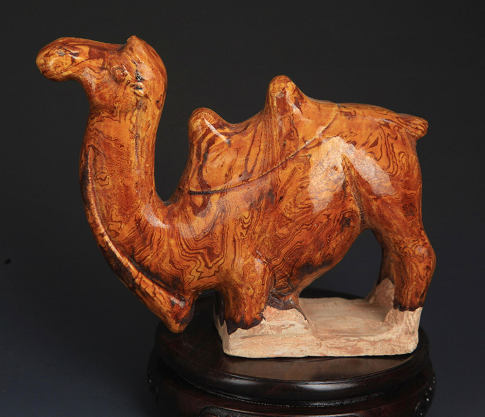 COPY OF FINE CAMEL FIGURE PORCELAIN DECORATION (1 of 5)