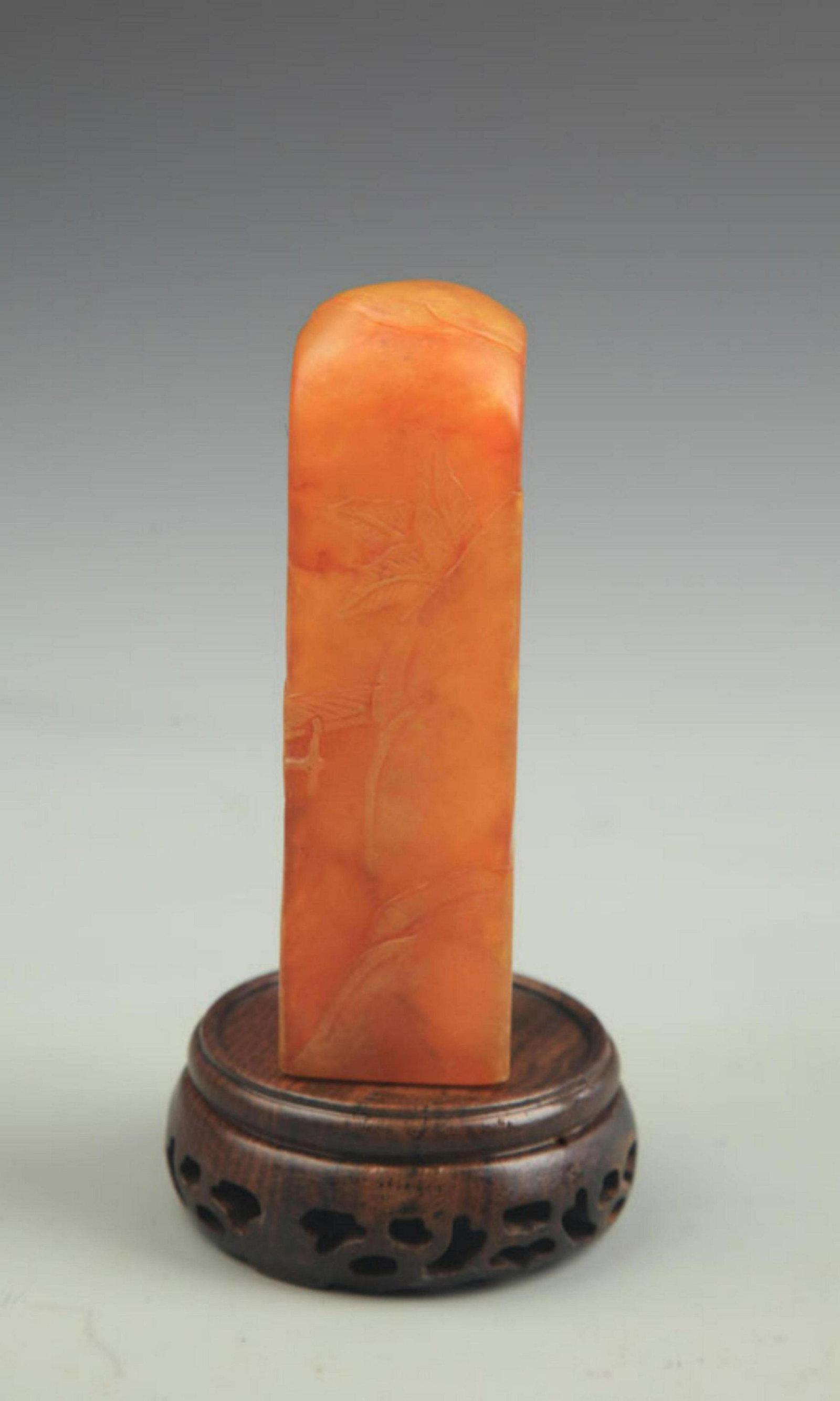 A FINE LANDSCAPING SOAPSTONE SEAL: 20th Century, High: 4.0 inch; Width: 1.25 inch