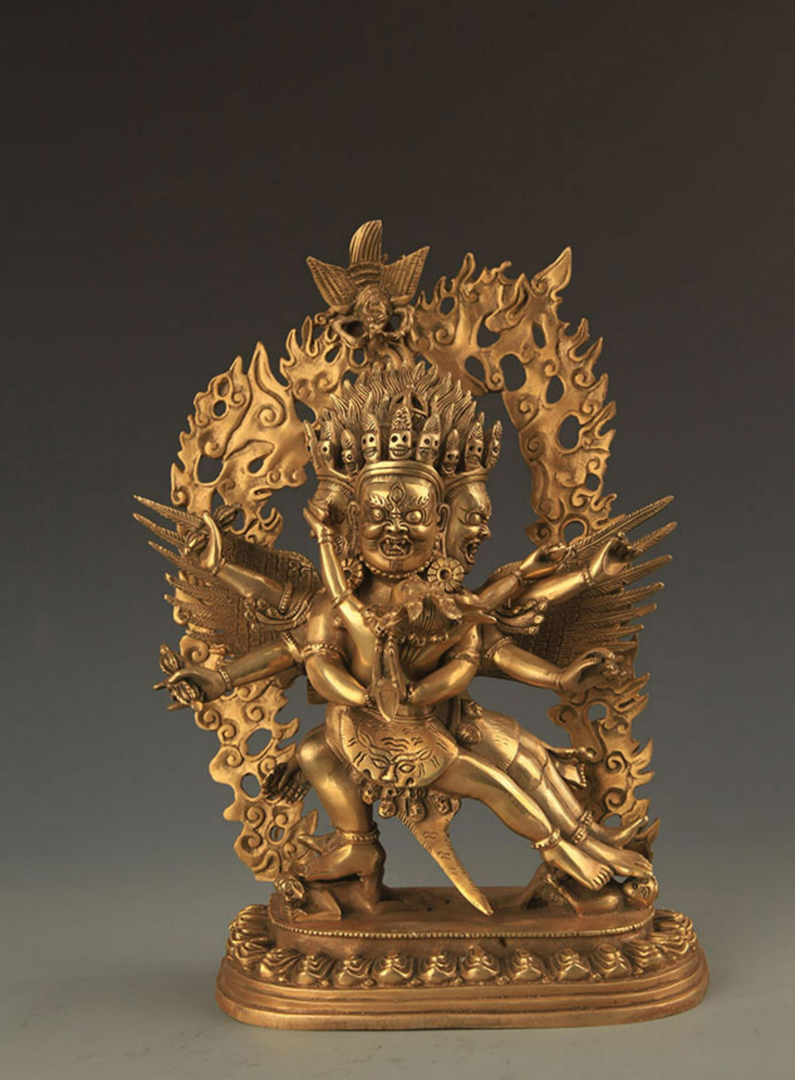 A FINE TIBETAN YAMANTAKA BUDDHA STATUE (1 of 5)