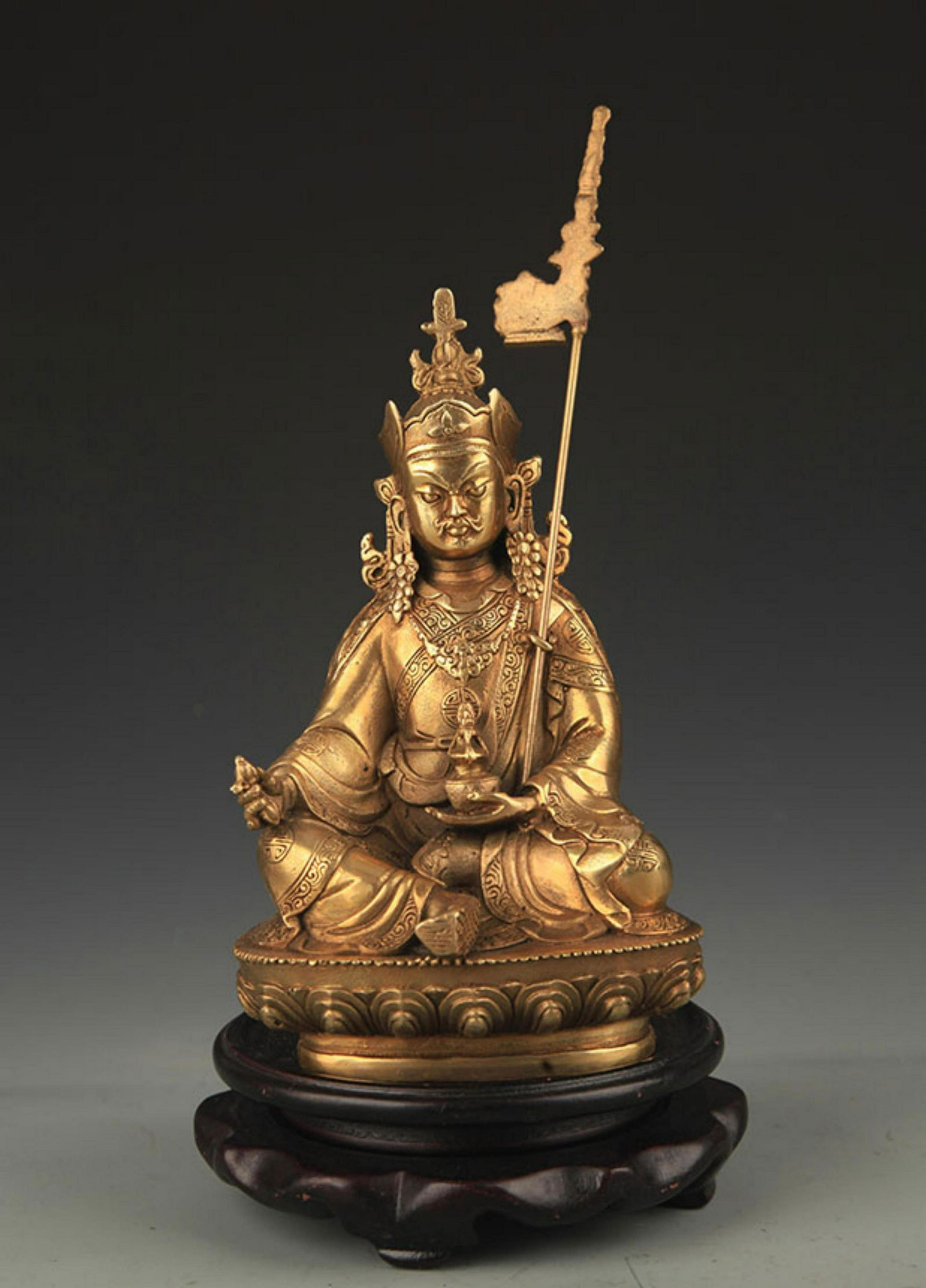 A FINE BRONZE TIBETAN  PADMASAMBHAVA STATUE (1 of 5)