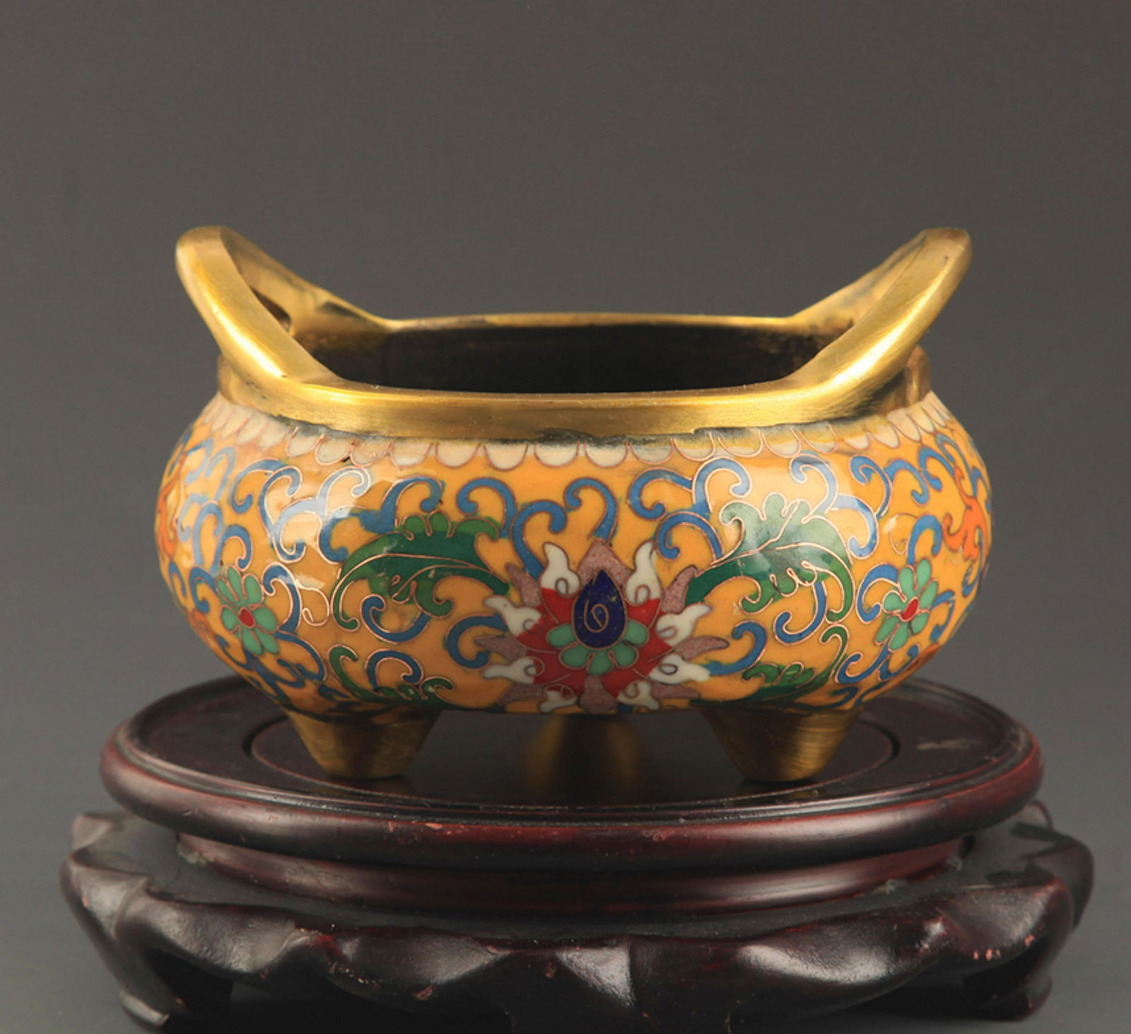 CLOISONNE ENAMEL LOTUS CARVING DOUBLE EAR CENSER (1 of 6)