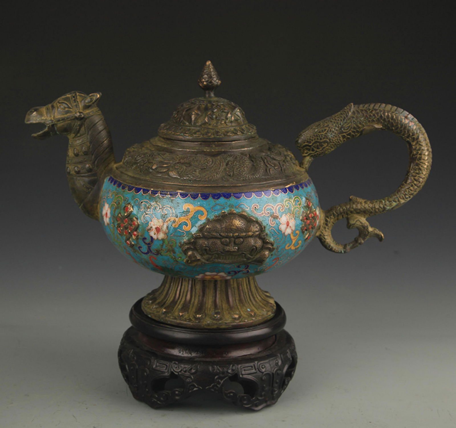 A CLOISONNE ENAMEL DRAGON HEAD EWER (1 of 7)