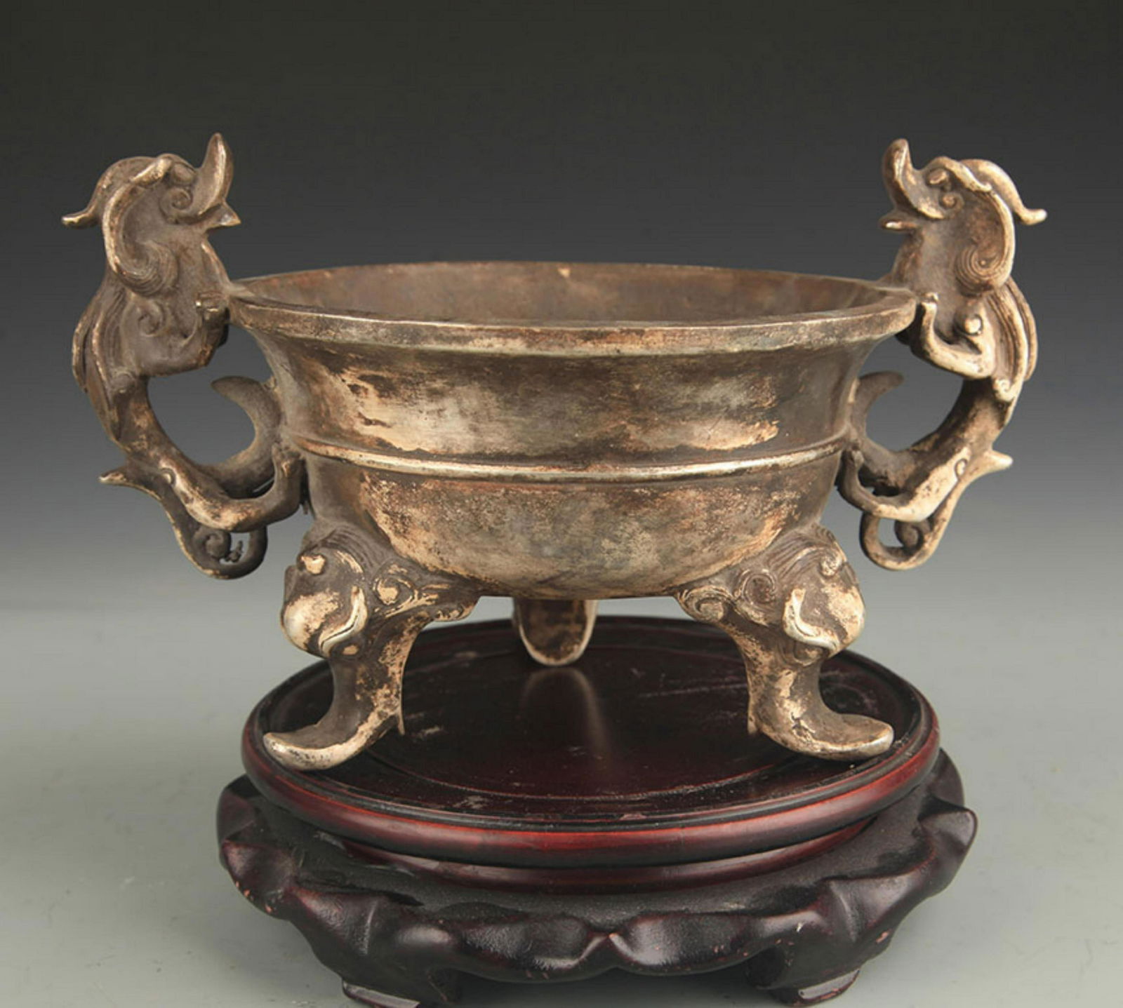 A SILVER COVERED TRIPOD FOOT DRAGON EAR BRONZE CENSER (1 of 4)