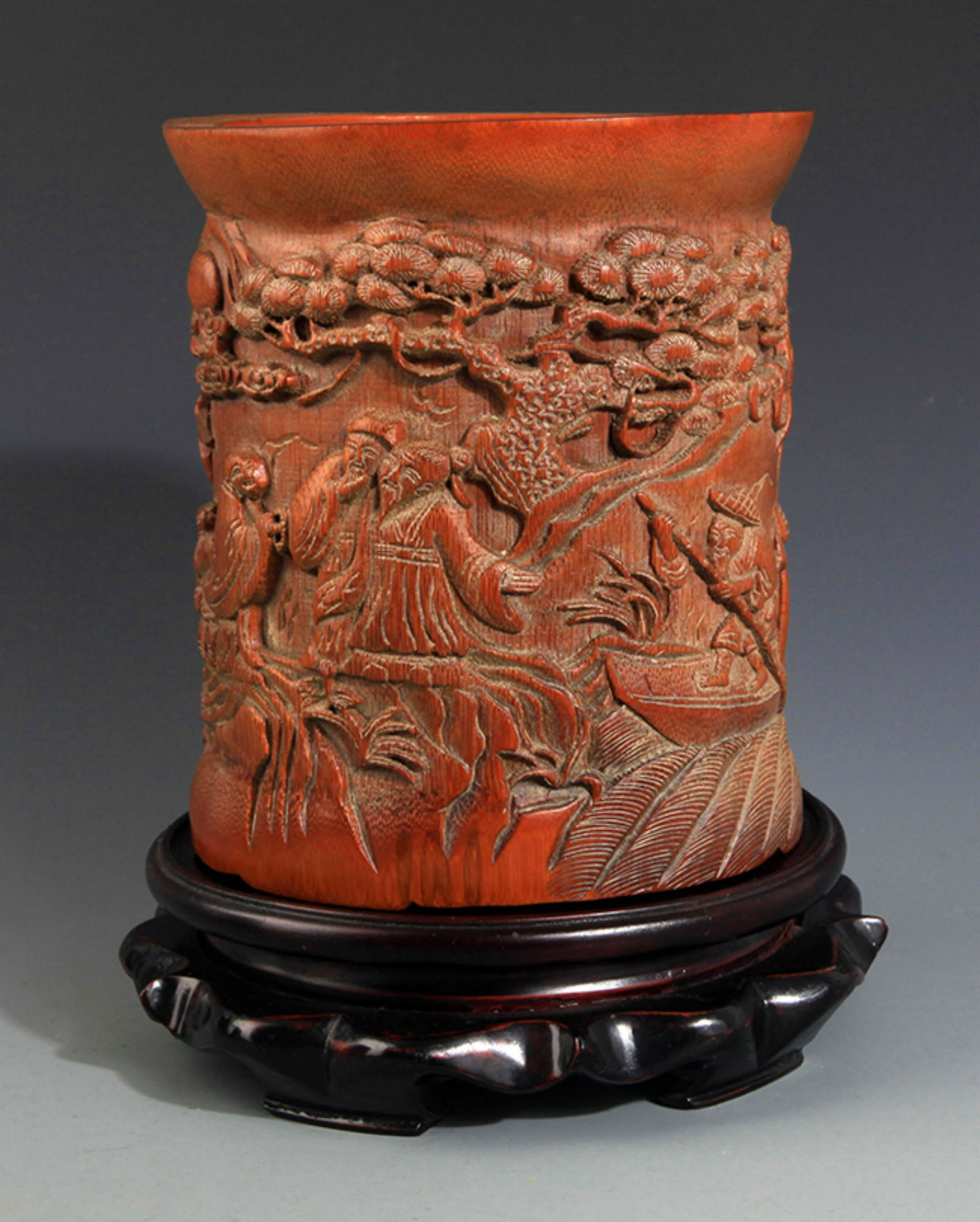 A FINE BAMBOO CARVING BRUSH HOLDER (1 of 7)