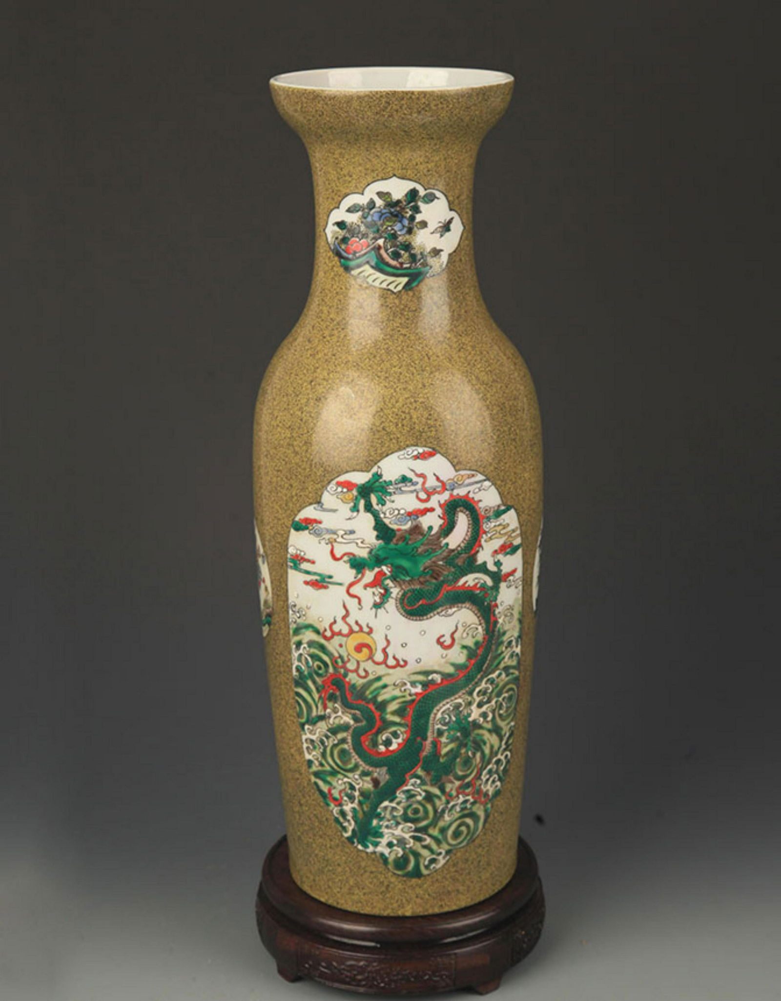 TEA COLOR GLAZED DRAGON PATTERN PORCELAIN VASE (1 of 5)