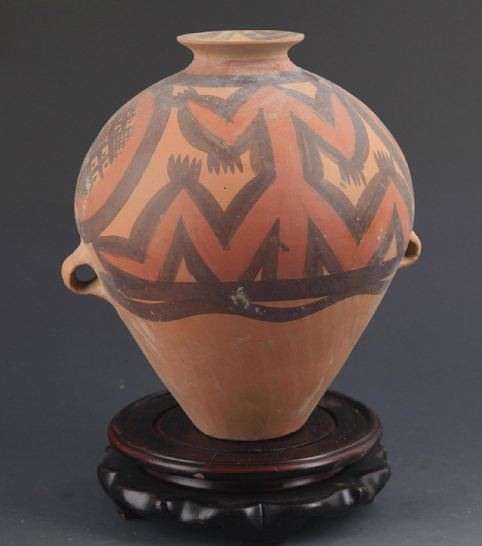 A YANG SHAO CULTURE STYLE POTTERY JAR: New Stone Age Period Style, High: 7.0 inch; Diameter: 2.0 inch