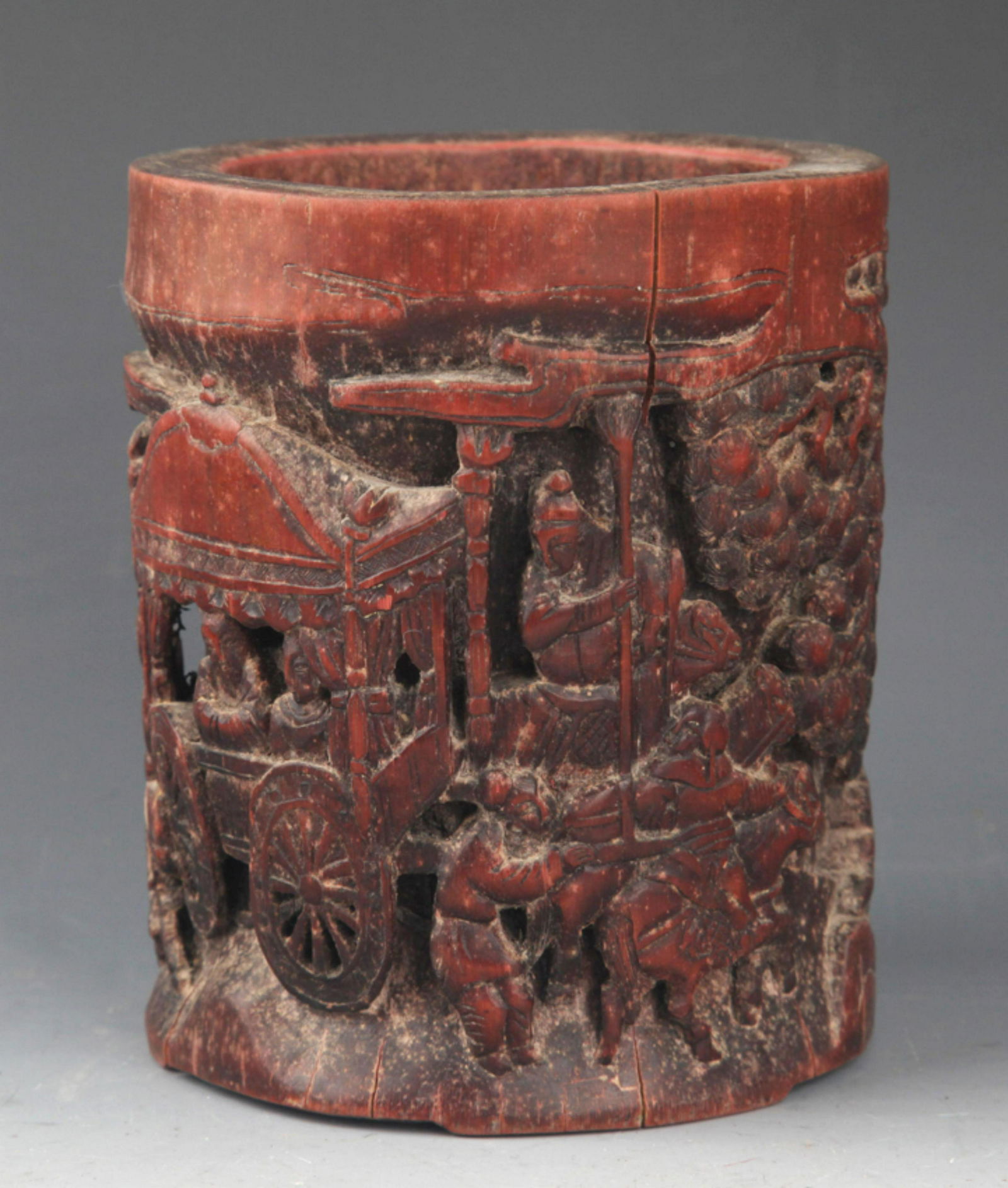 A FINE STORY CARVING BAMBOO BRUSH POT (1 of 6)