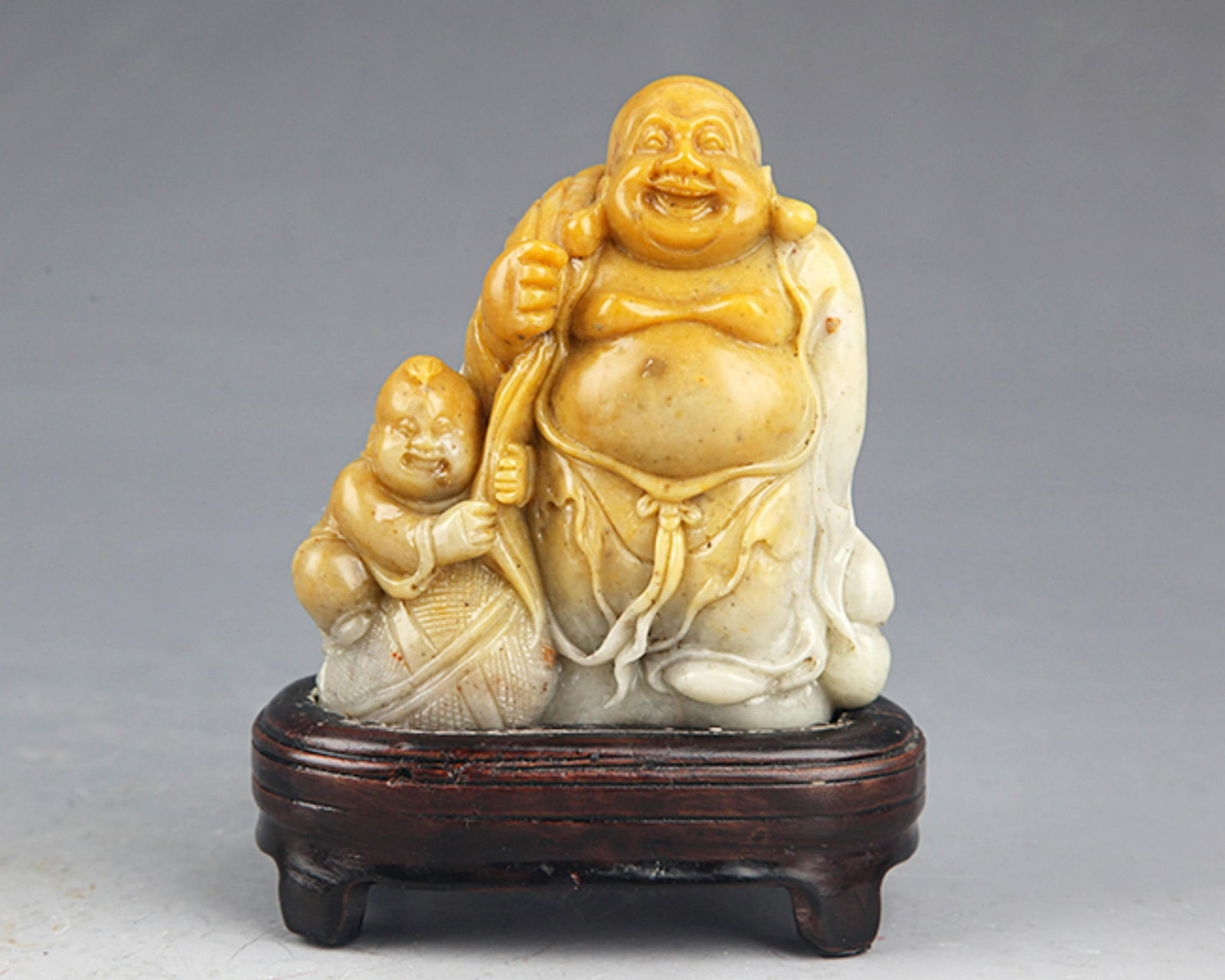 A FINE Maitreya Buddha SHOU SHAN STONE STATUE: Modern, High:3.75in; Width:3.5in