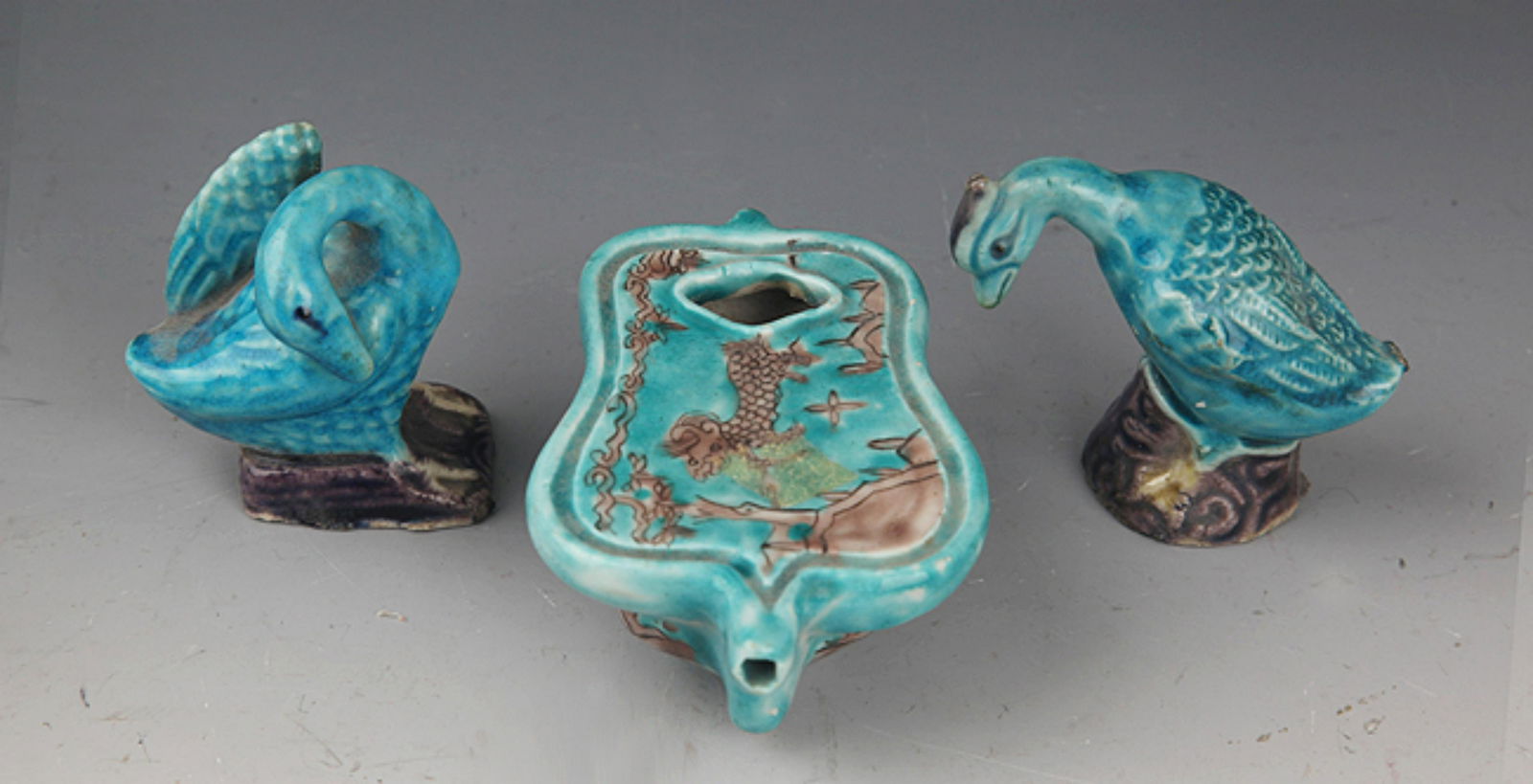 A GROUP OF THREE BLUE COLOR PORCELAIN WRITING SET (1 of 5)