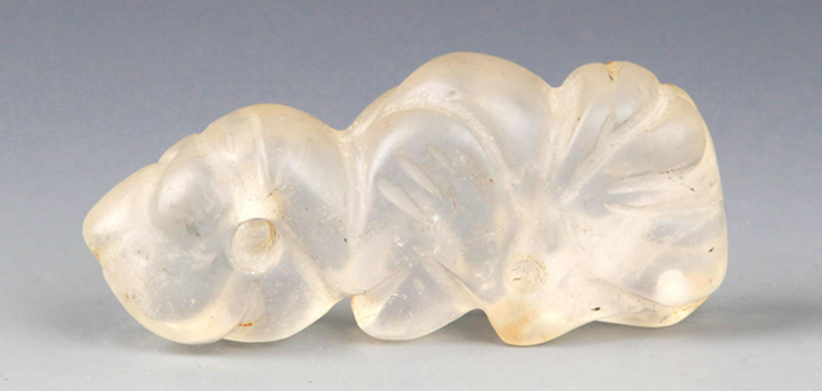 A FINE CRYSTAL RUI SHOU PENDANT: Modern, Long:3.0 inch Width:1.1 inch