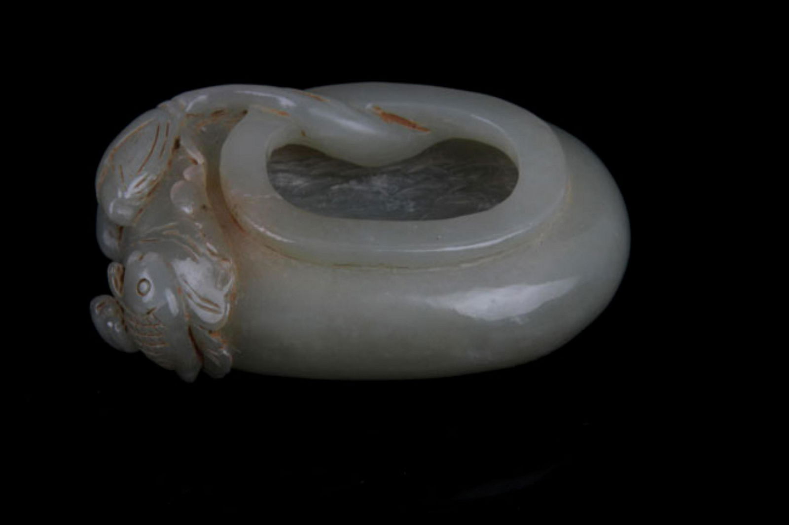 A FINE HETIAN JADE IN FIGURE OF SMALL WATER JAR (1 of 5)