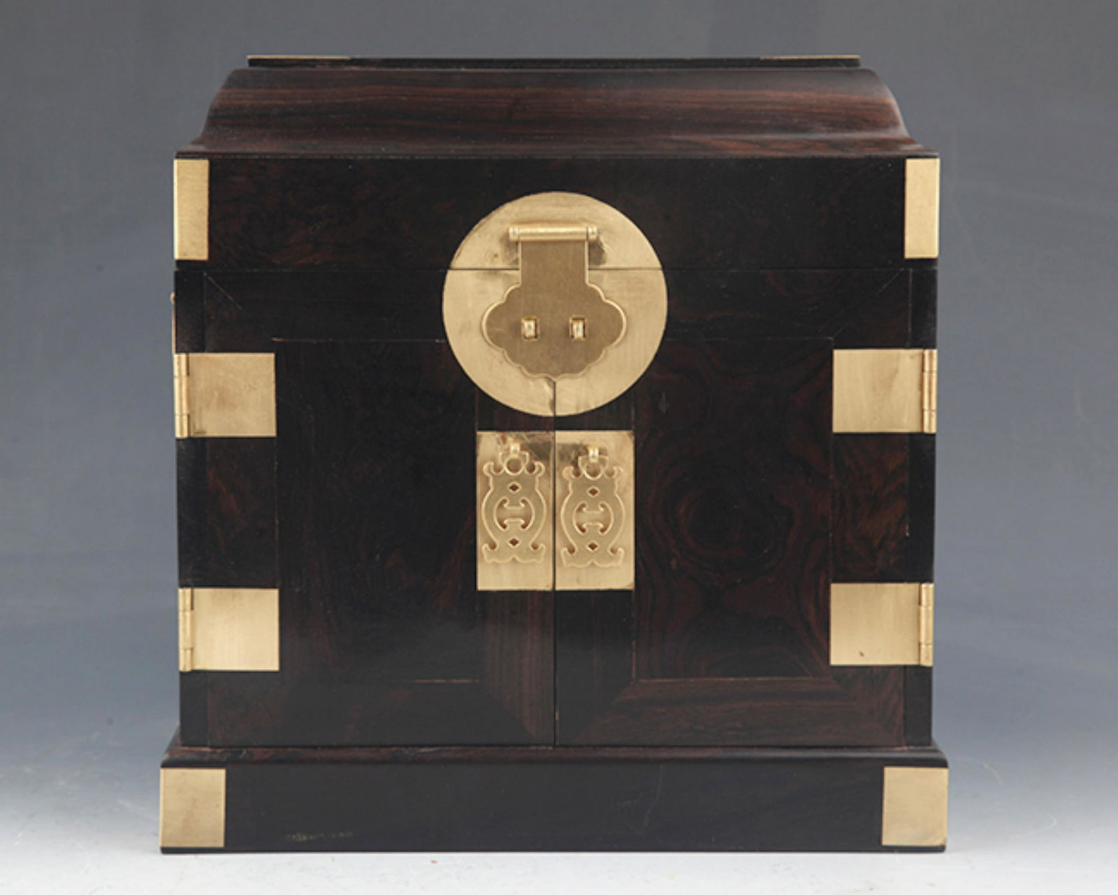 FINE ROSEWOOD TABLE TOP CHEST (1 of 8)