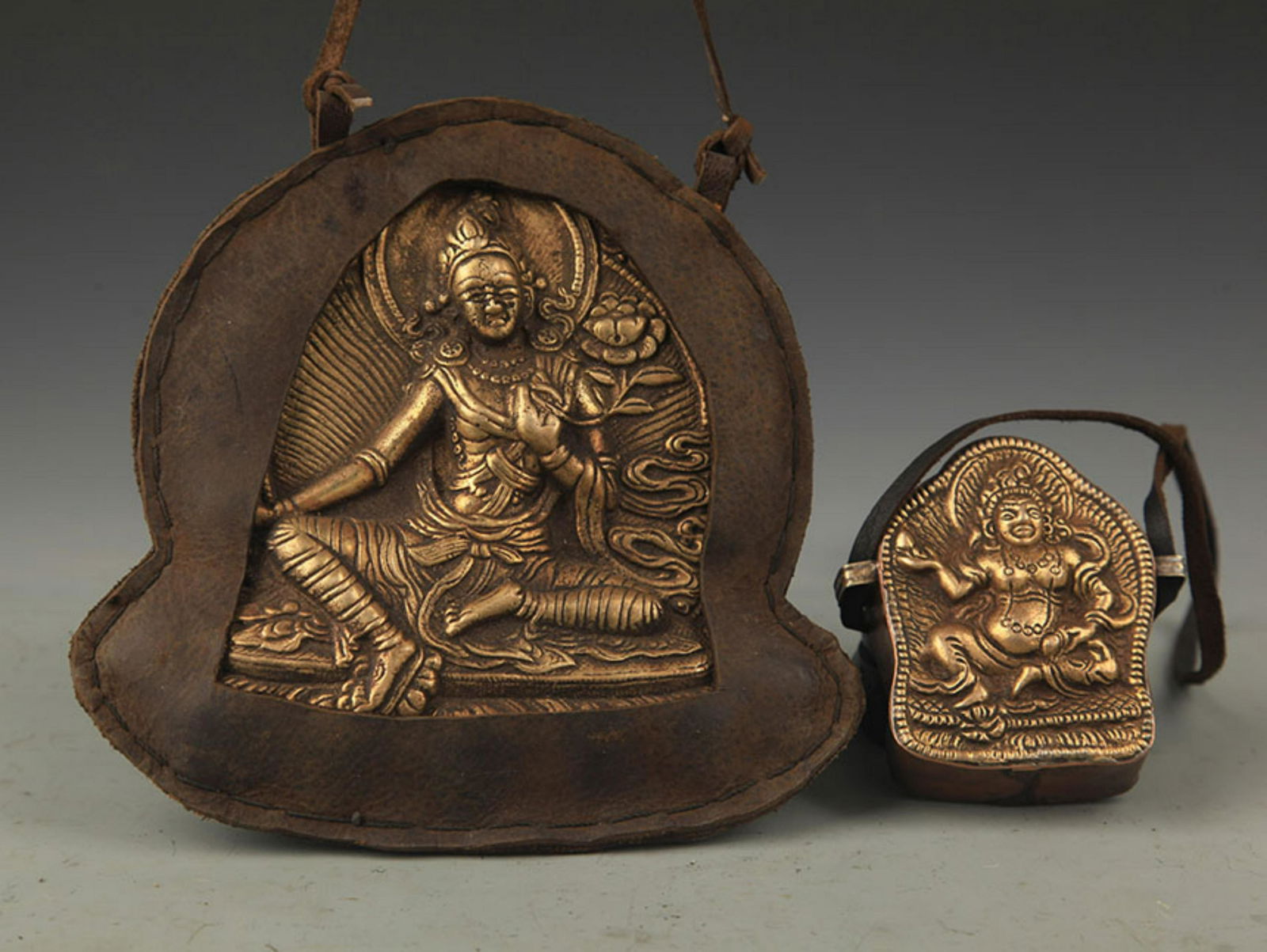 TWO TIBETAN BUDDHISM BRONZE PENDANT (1 of 4)