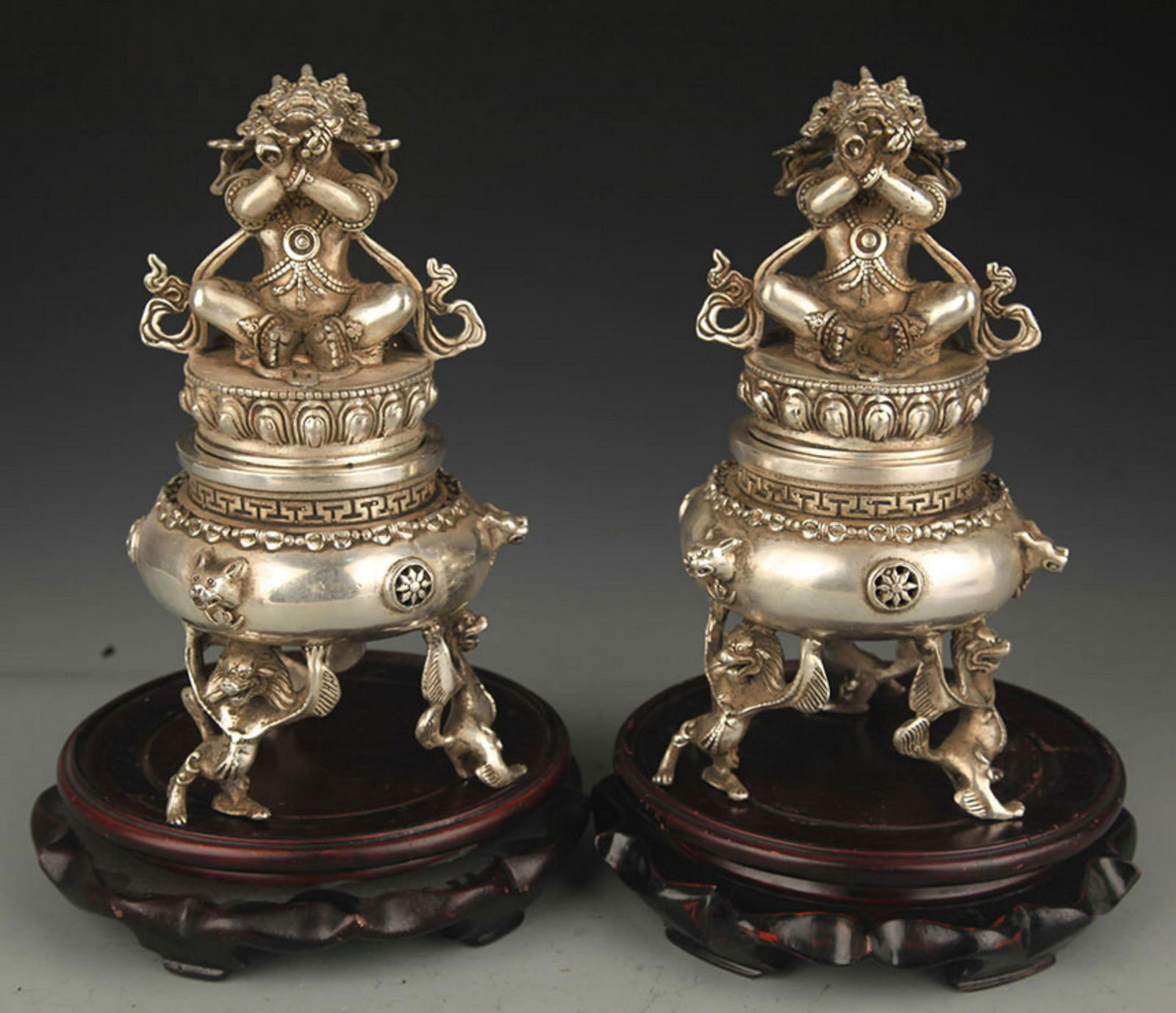 PAIR OF BRONZE TRIPOD FOOT KINGKONG AROMATHERAPY BURNER (1 of 9)