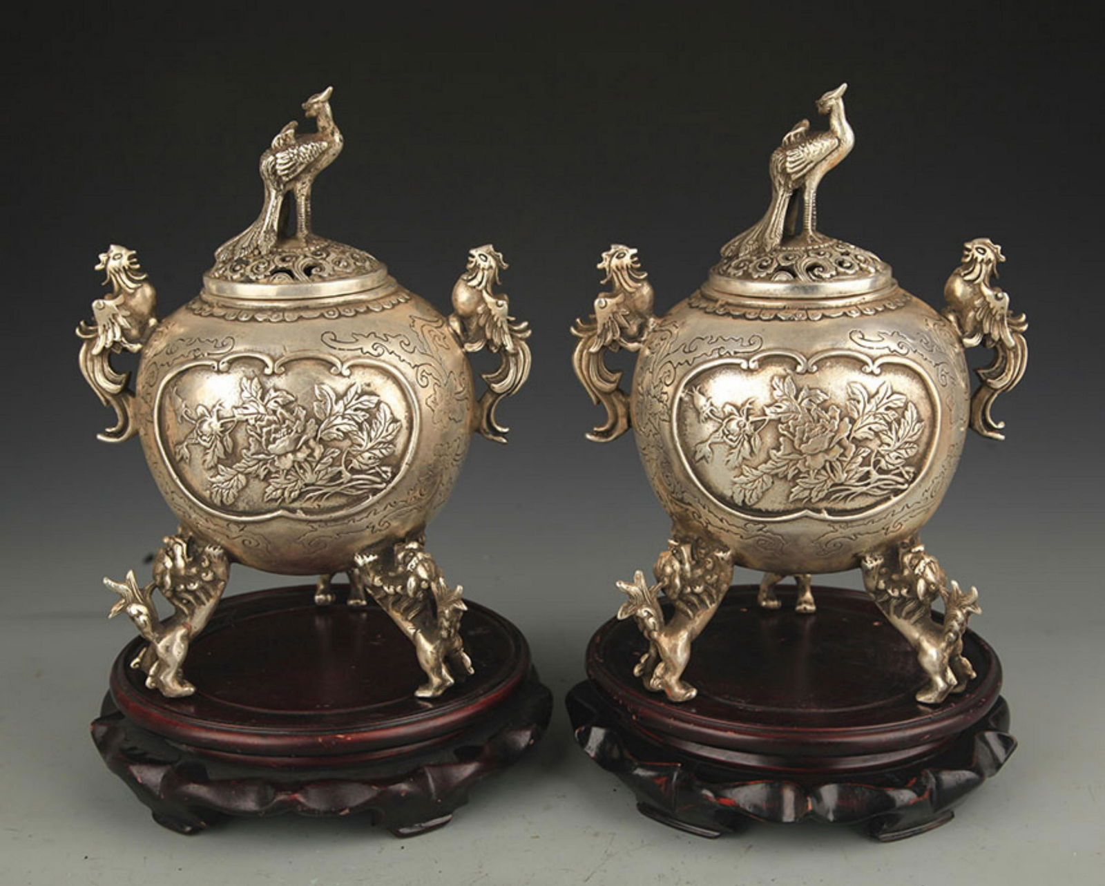 PAIR OF BRONZE CHICKEN TOP TRIPOD AROMATHERAPY BURNER (1 of 8)