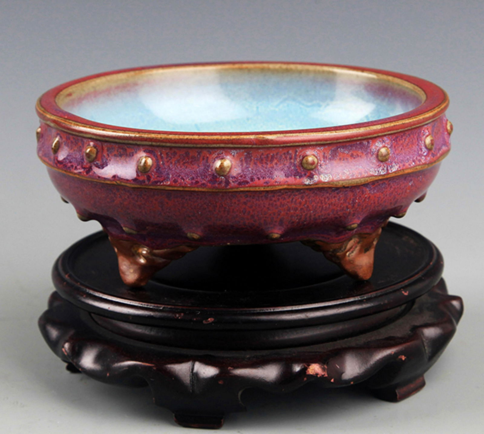 A FINE JUN KILN THREE FOOT PORCELAIN BOWL (1 of 3)