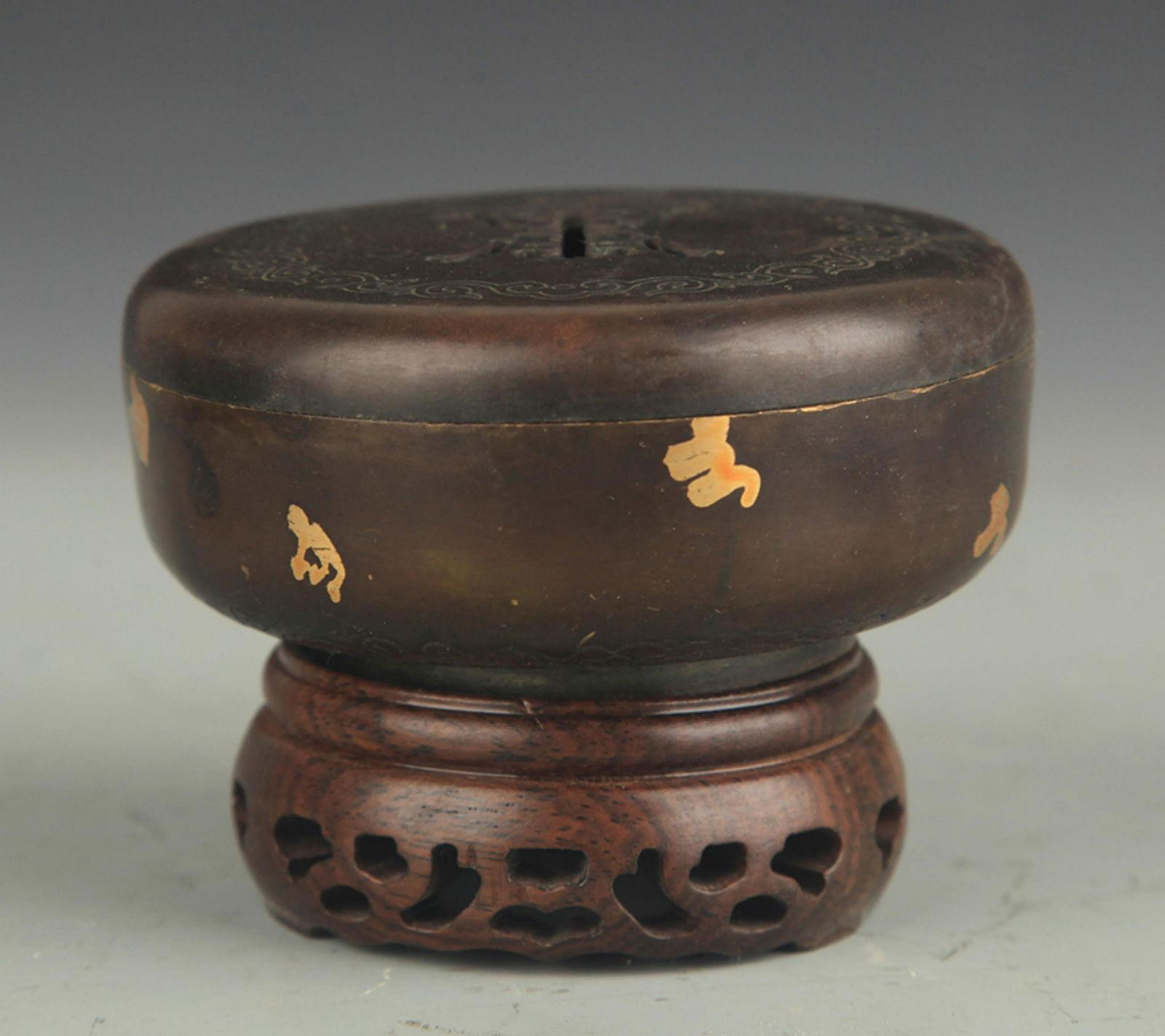 BRONZE SPRINKLE GOLD LONGEVITY PATTERN INCENSE BURNER (1 of 3)