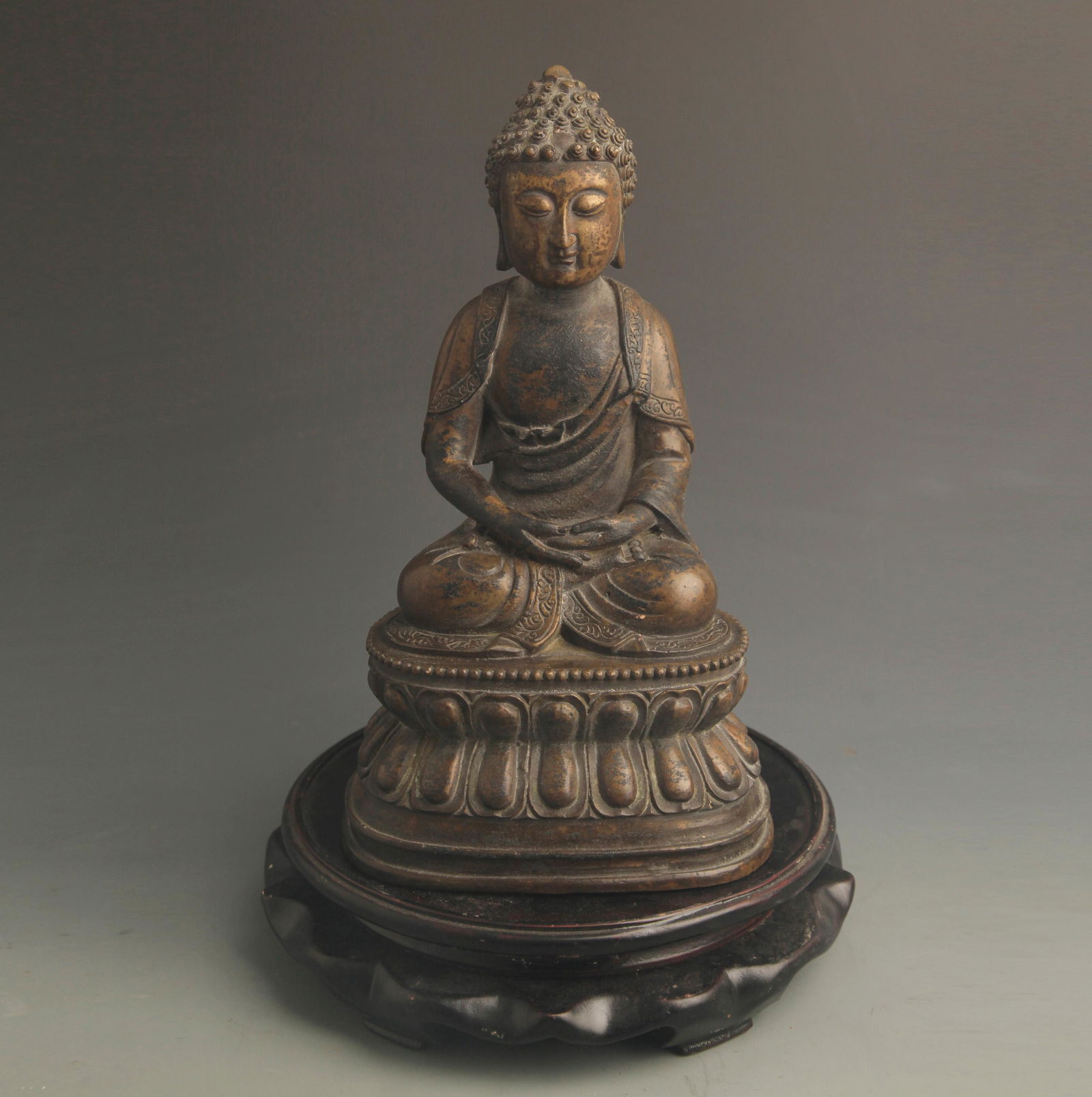 RARE FINE BRONZE TATHAGATA BUDDHA STATUE (1 of 5)