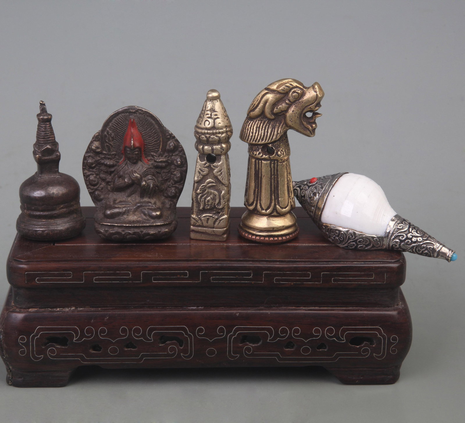 GROUP OF FINE TIBETAN BUDDHISM PENDANT: Qing Dynasty, Long: 3.8-2.8.00 inch